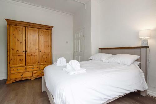 Apartamento Handpost Lodge By Propertri