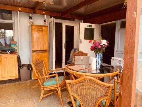 Bed & Breakfast Hikers & Bikers Refuge