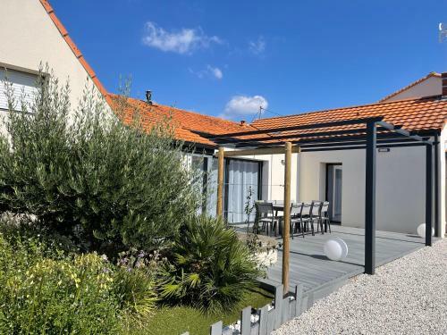 Maison Moderne Avec Jardin � 750m de La Mer