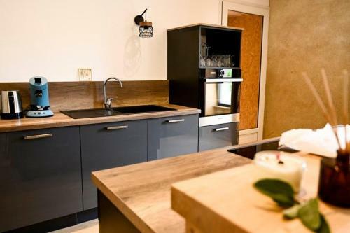 Hostal La Loge
