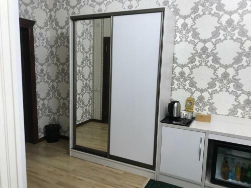 Emir Plaza Hotel