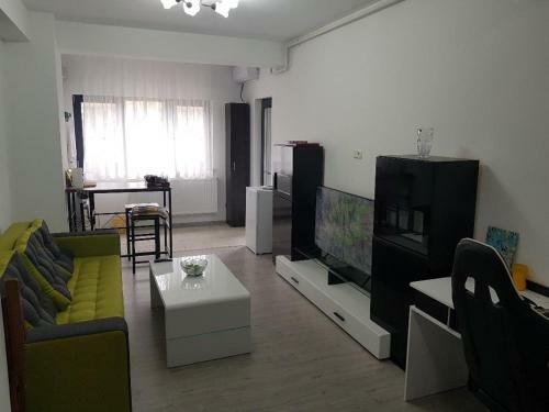 Apartament Ademar