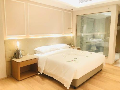 Hotel ????????