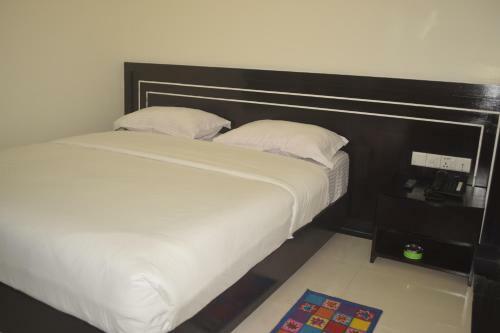 Hotel Elaf International
