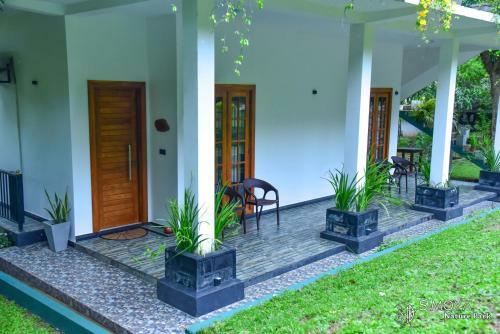 Hostal Simoya Nature Park