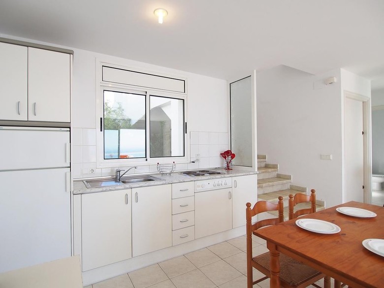 Holiday Home Prudenci Bertrana 8 Roses