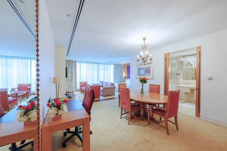 The H Hotel