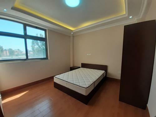 Queen Furnished Apartment