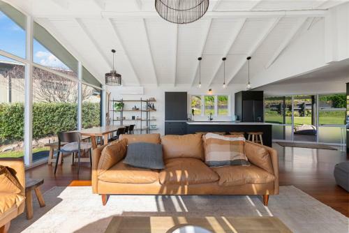 Bonnie Doon - Acacia Bay Holiday Home