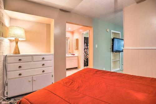 Apartamento Midtown Studio With Shared Yard Near Shopping!