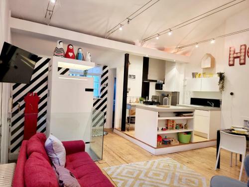 Captivating Central Family Seaside Holiday Home