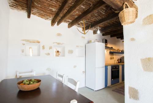 Vatha Traditional Cottage With A View