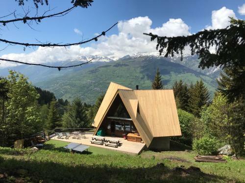 Le Chalet Pointu De Capucine