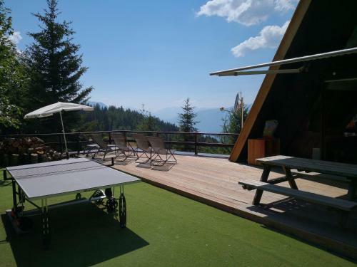 Le Chalet Pointu De Capucine