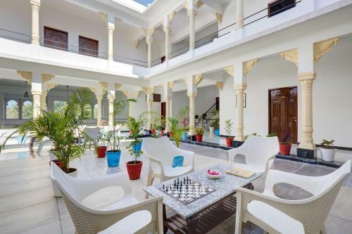 Villa Stayvista At Jag Aravali