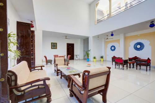 Villa Stayvista At Jag Aravali