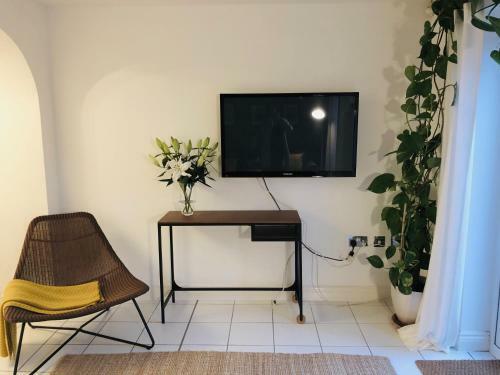 Greenway Stays Beautiful 5 Bed House 23nl