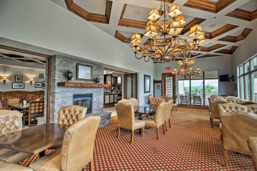 Stunning Branson Villa With On-site Golf Access