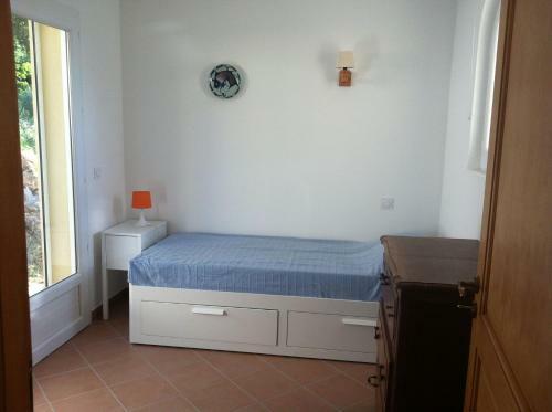 Three Villa Holiday Apartments Cote D'azur