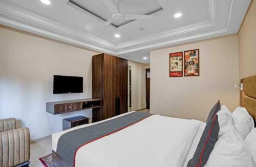 Hotel Alba Premier, Ahmedabad