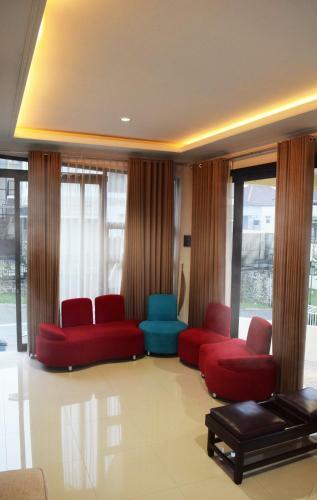 The Pinacea Villa