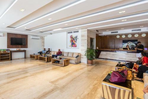 Mourya Hotel