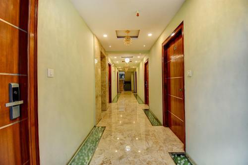 Fabhotel Srk Platinum Inn