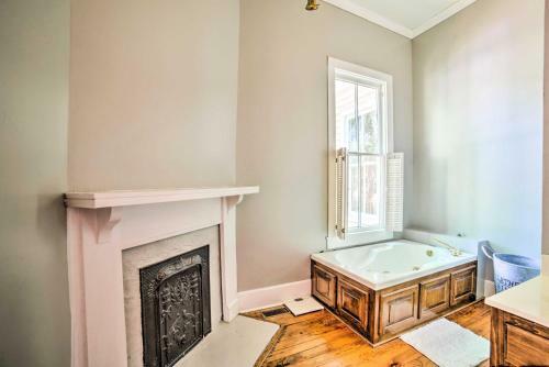 Authentic Colonial Home Near Downtown Selma!