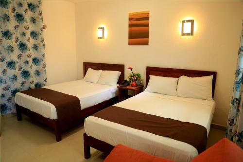 Charly Hotel