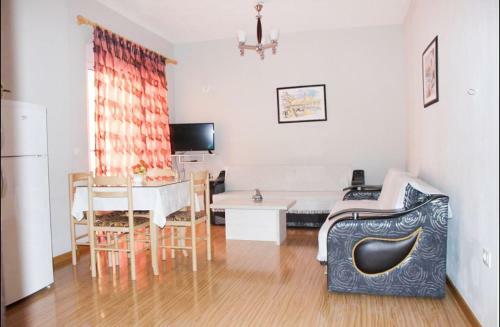 "like Home" Apartments