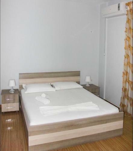 "like Home" Apartments
