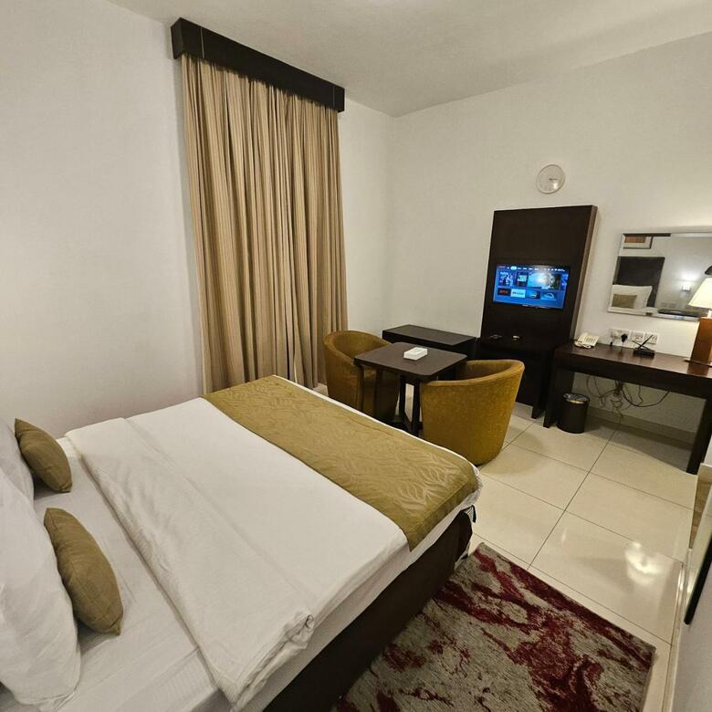 Tulip Creek Hotel Apartments