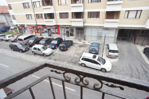 Apartments Cyrano I And II