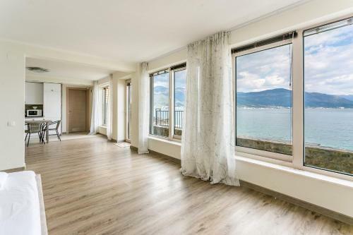 Apartamentos 1st.line Beach Relax