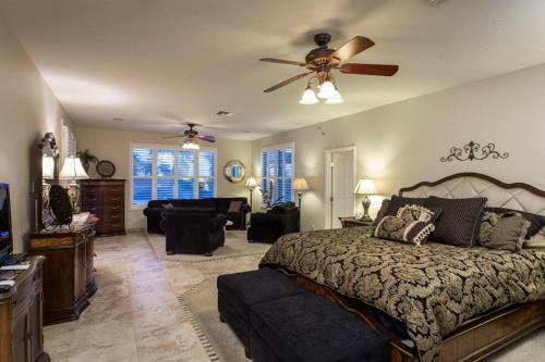 Grand Slam Getaway 5 Br By Casago