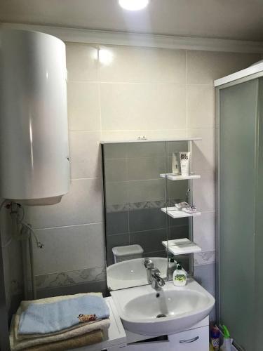 Apartamento 14-? ??????????, 32?, ???????: +7 771 257 62 53