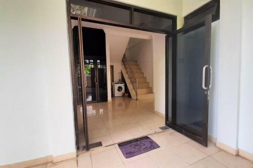 Hotel Akbar Syariah Banyumas Redpartner