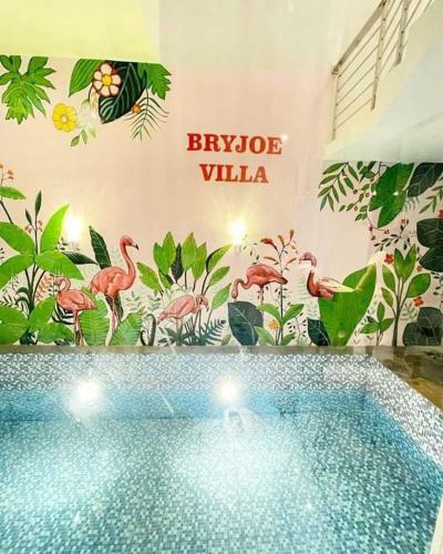 Bryjoe Villa Batu