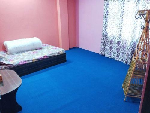 Hostal Shanti Batika Hotel (Guest House)and Restaurant