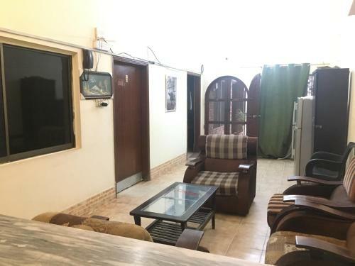 Hostal Embassy Guest House