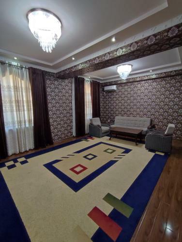 Golden Key Apartments