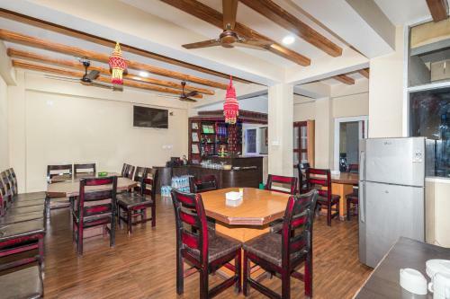 Hotel Sauraha Boutique Resort