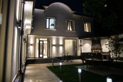 Turon Lux Hotel