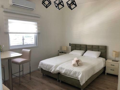 Studio Apartment In Bat-yam