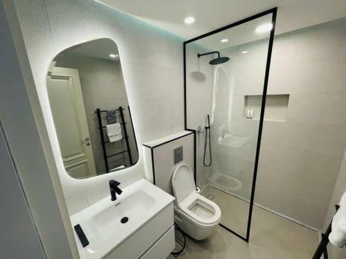 Hf Residence Luxury Apartment