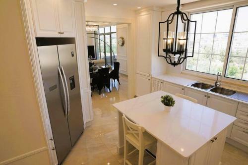 Hf Residence Luxury Apartment