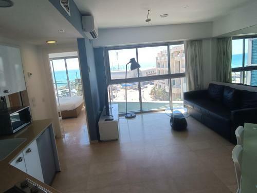 Okeanos Bamarina Hotel Sea View Apartment