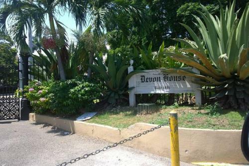 Apartamento Waterloo Glades Condo
