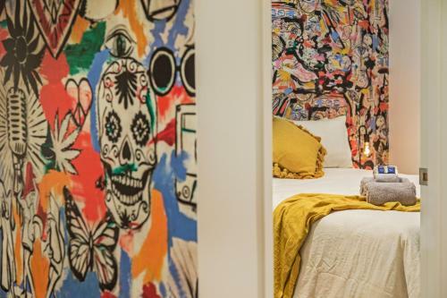 Funk In The City - Luxury Laneway Apartment