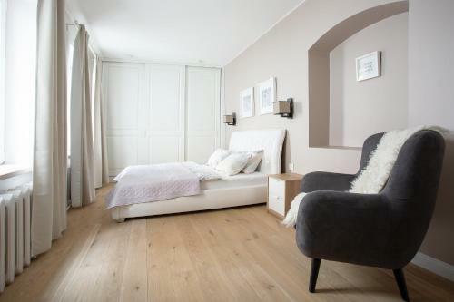 Baron Old Town Apartments